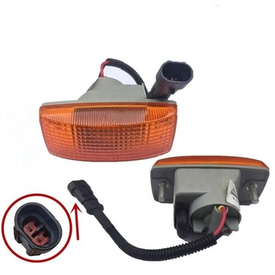 Truck Model Howo Howo Wg9925720013/Wg9925720014 Vehicle Turn Indicator Light 12 Months